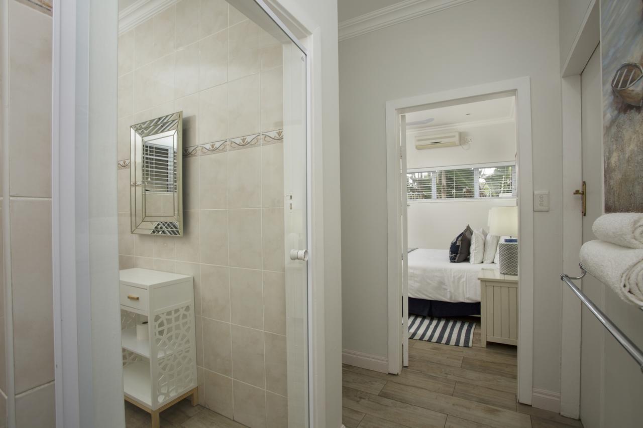 Ocean Hideaway Bed And Breakfast Amanzimtoti Exterior photo