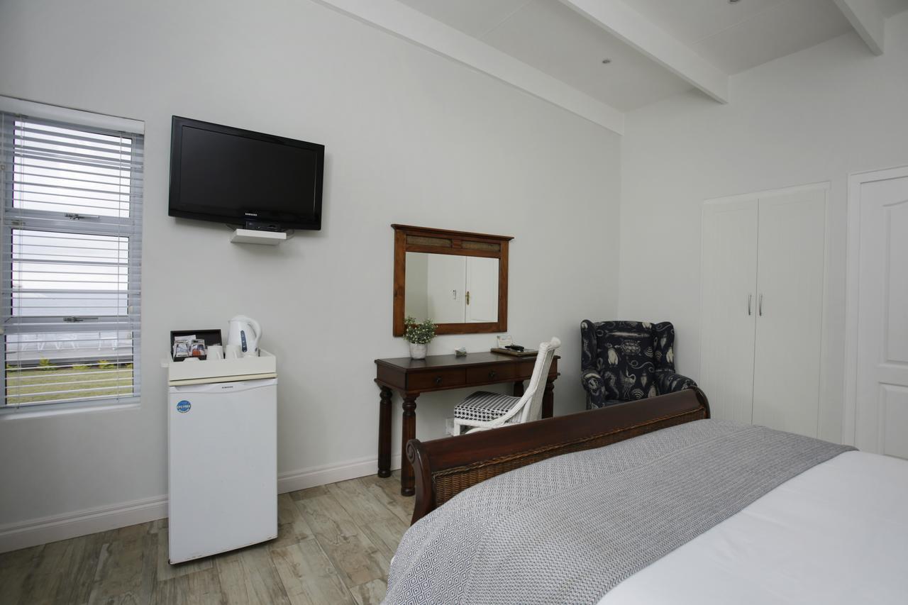 Ocean Hideaway Bed And Breakfast Amanzimtoti Exterior photo